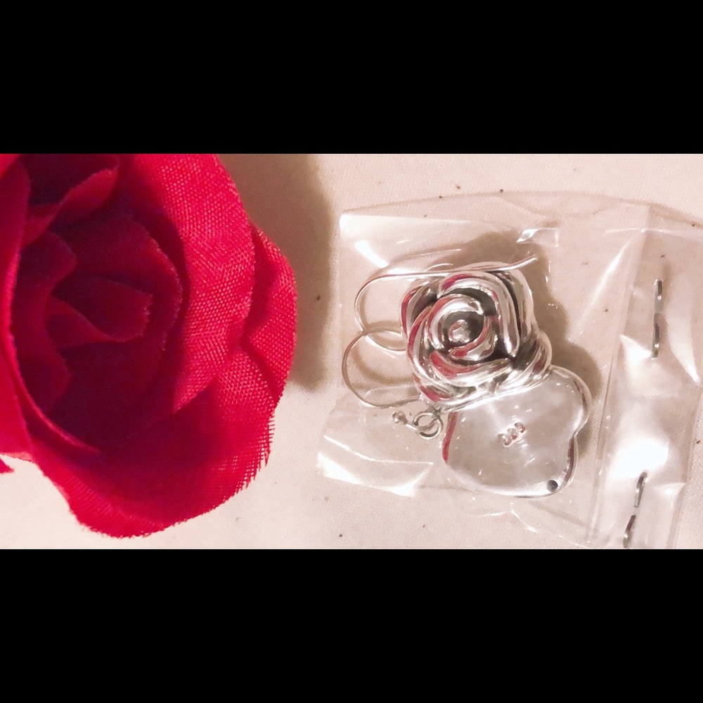 Roses earrings - Picture 3 of 3